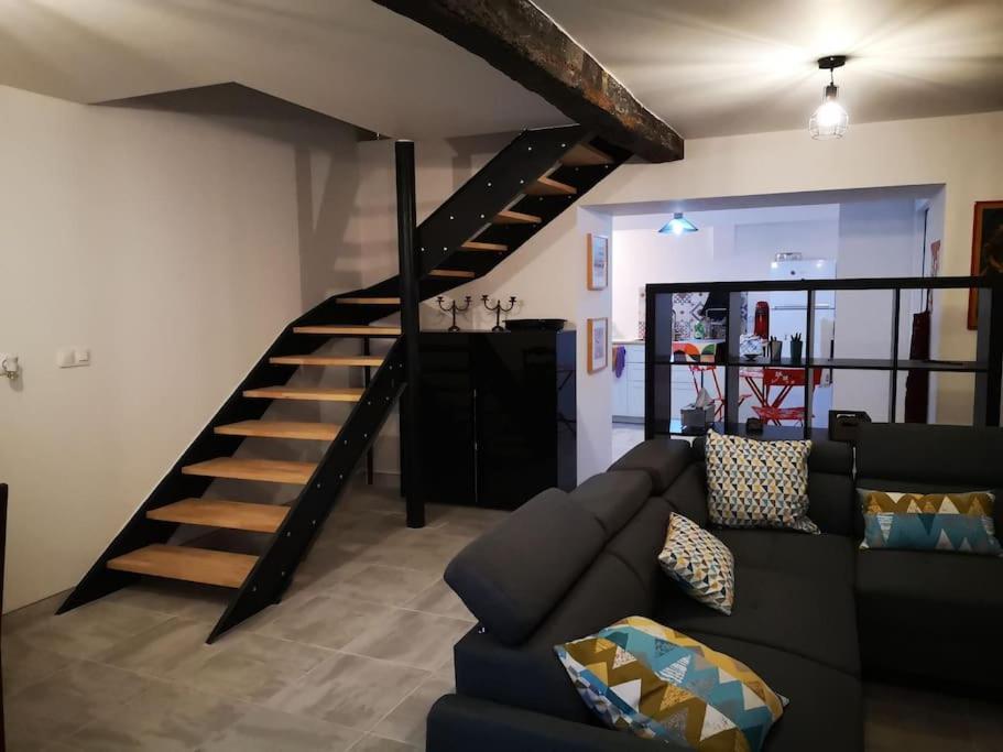 Maison De Ville Pres Du Port Bourg-sur-Gironde Eksteriør billede