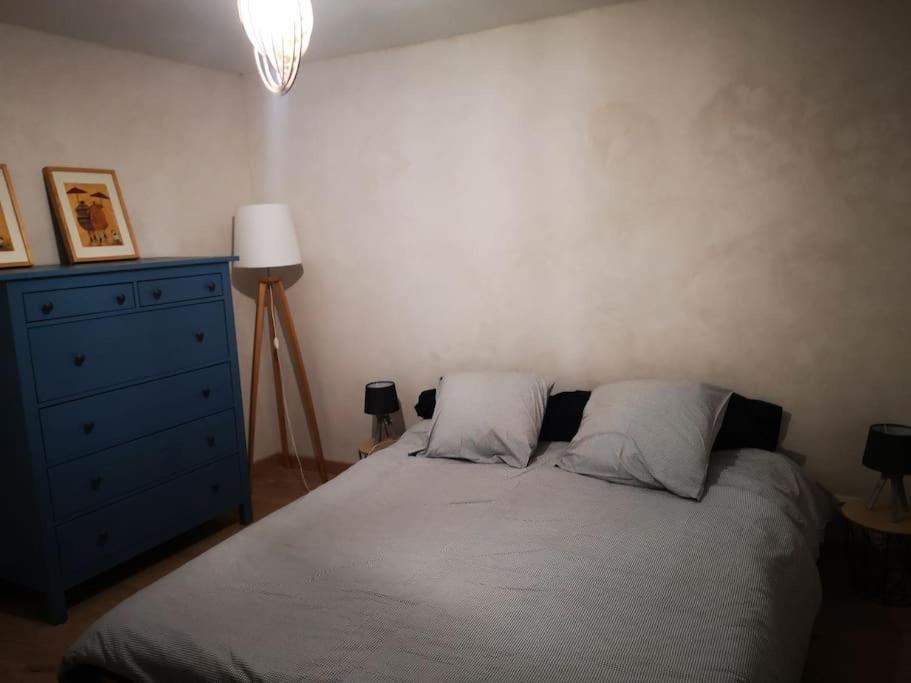 Maison De Ville Pres Du Port Bourg-sur-Gironde Eksteriør billede